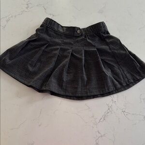 Girls Black Plaid Pleated Skirt
